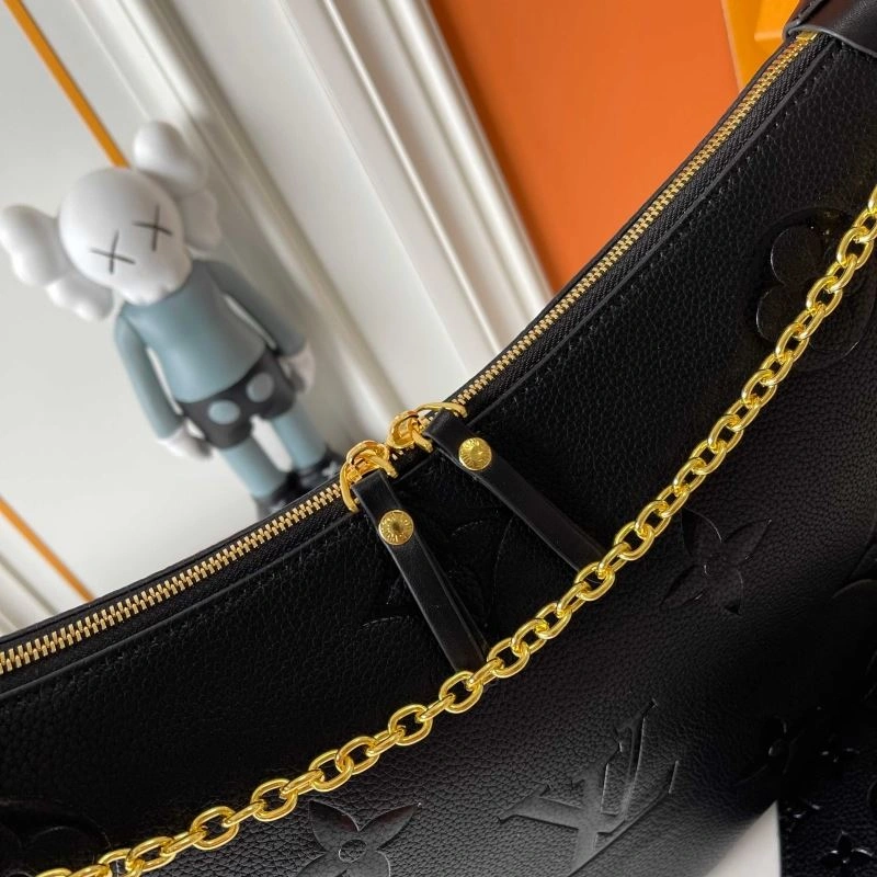 Louis Vuitton Hobo Bags Elegant 88647