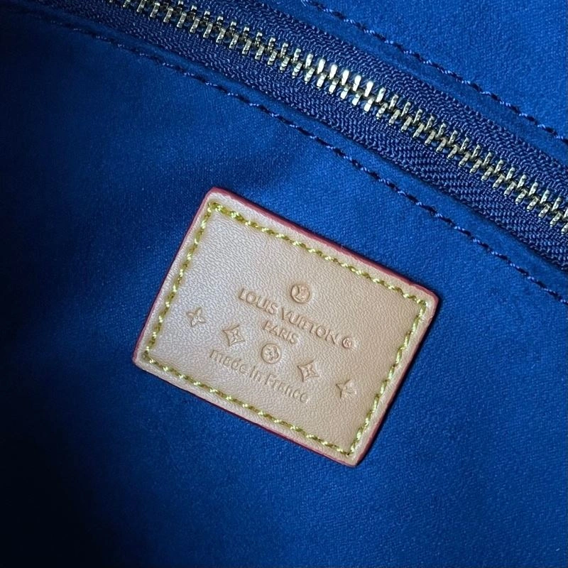 Louis Vuitton Hobo Bags Effortless 88605