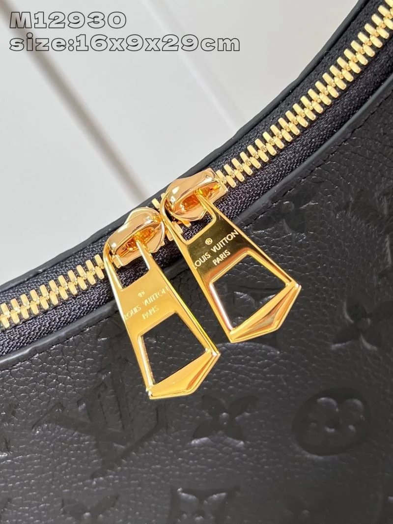 Flexible Louis Vuitton Hobo Bags 41205