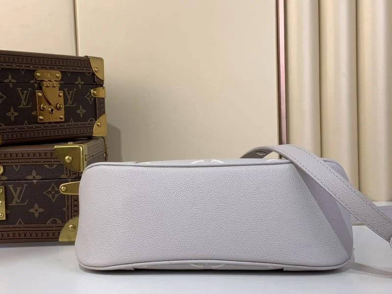 Lightweight Louis Vuitton Hobo Bags 40603