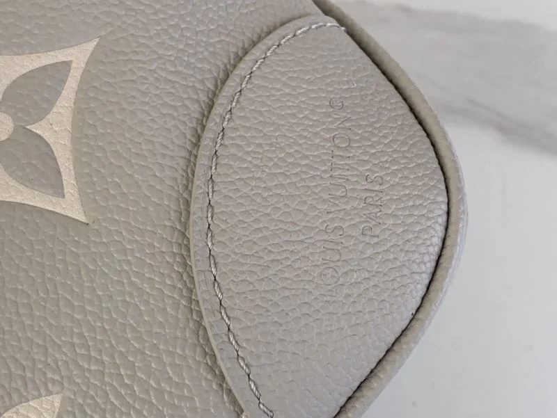 Lightweight Louis Vuitton Hobo Bags 40603
