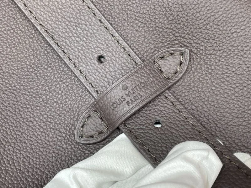 Louis Vuitton Hobo Bags Attractive 40601