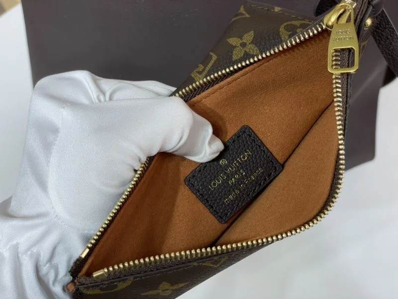Louis Vuitton Hobo Bags Attractive 40601