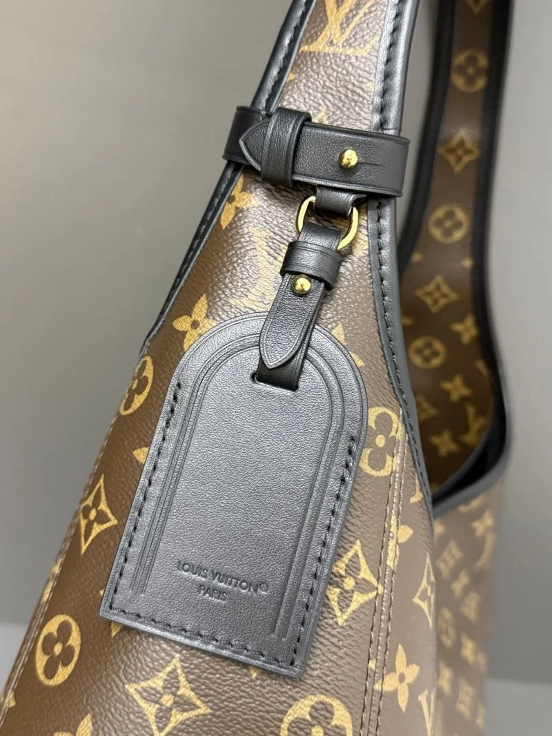 Louis Vuitton Hobo Bags Sustainable 40559