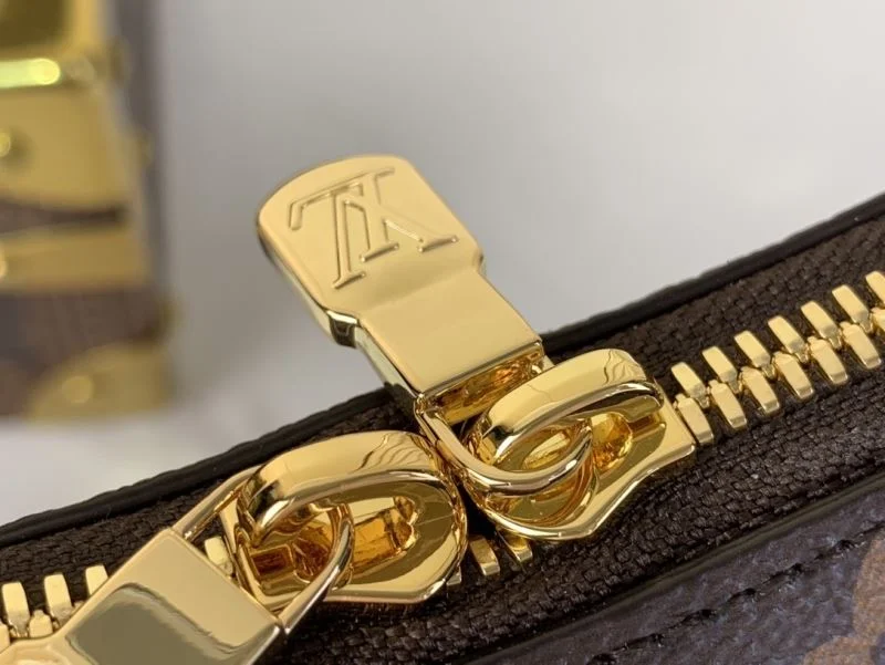 Affordable Louis Vuitton Hobo Bags 40549