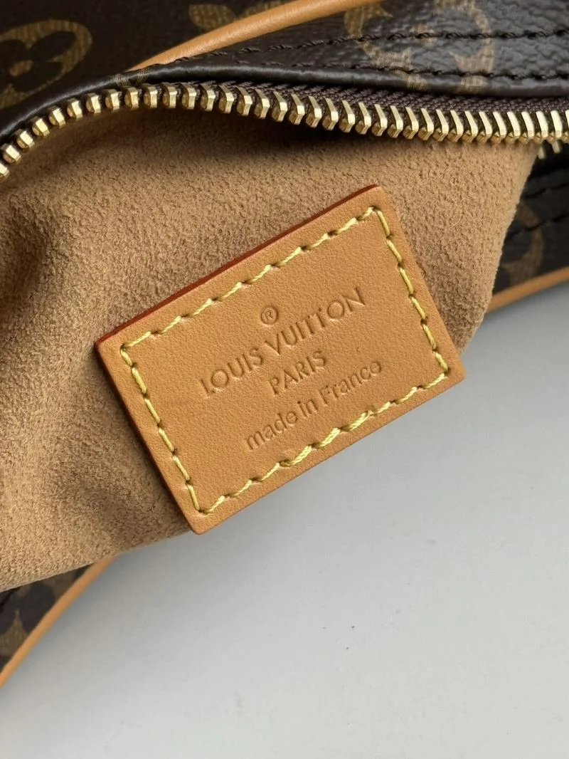 Louis Vuitton Hobo Bags Elegant 49302