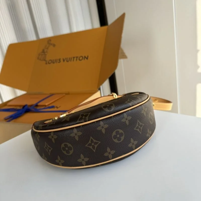 WaterResistant Louis Vuitton Hobo Bags 49295