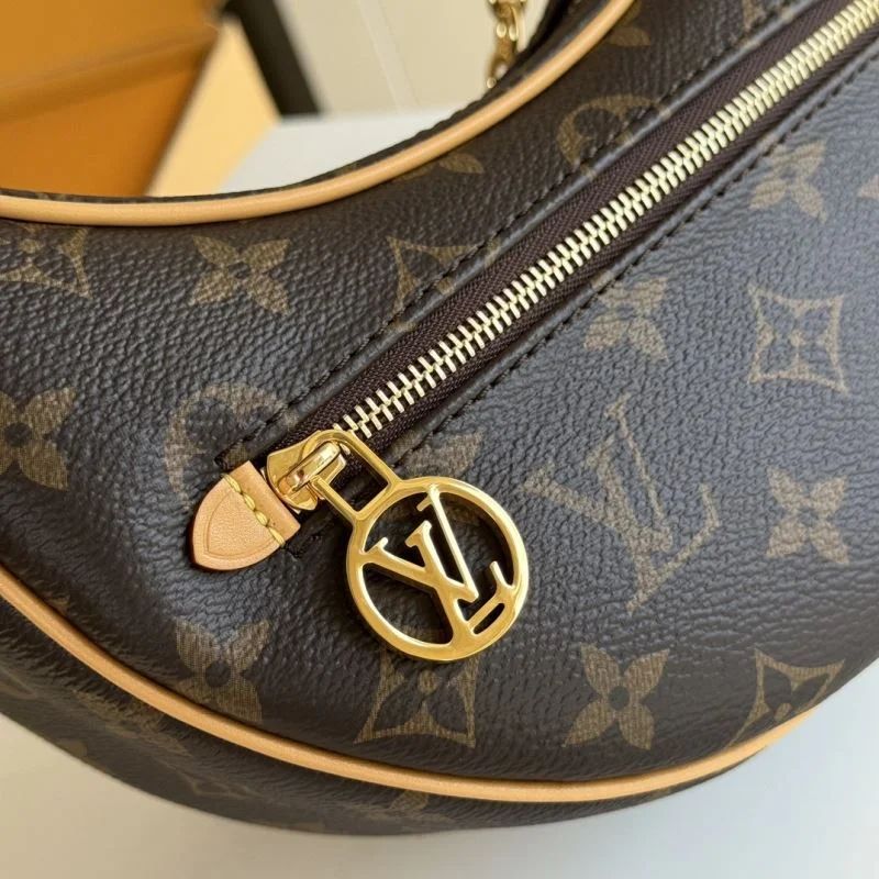 WaterResistant Louis Vuitton Hobo Bags 49295