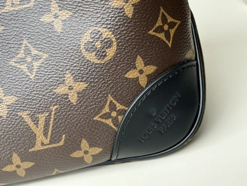 Louis Vuitton Hobo Bags ZipUp 49195