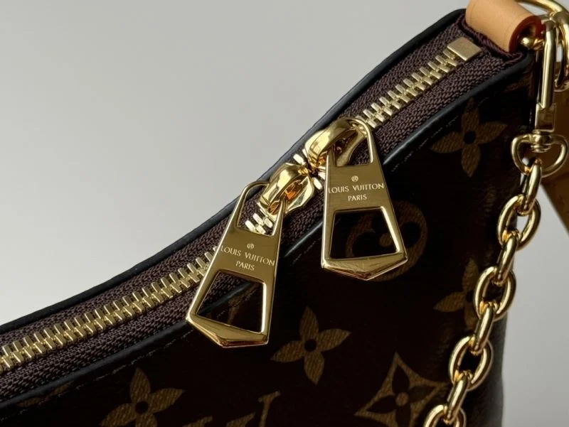 Compact Louis Vuitton Hobo Bags 49192