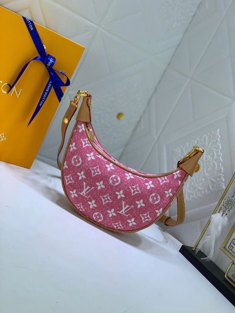 Louis Vuitton Hobo Bags FashionForward 79854