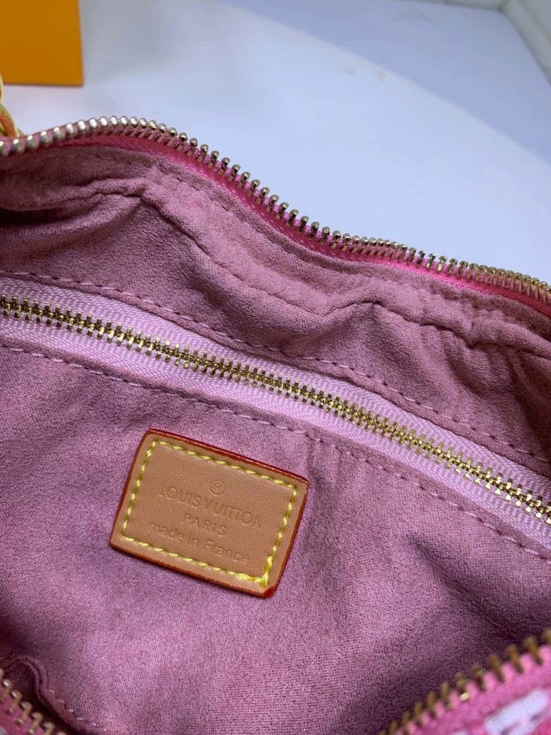 Louis Vuitton Hobo Bags FashionForward 79854