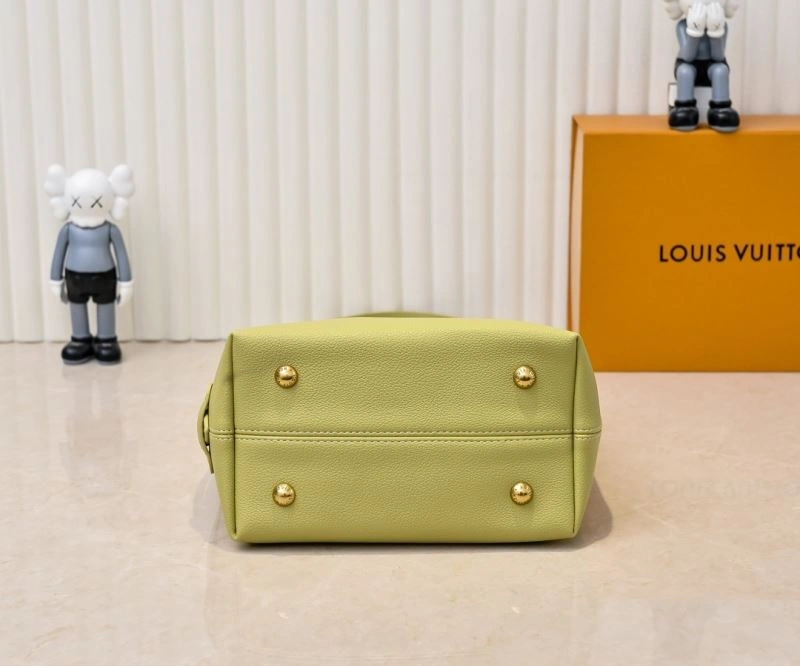 HighPerformance Louis Vuitton Hobo Bags 79850