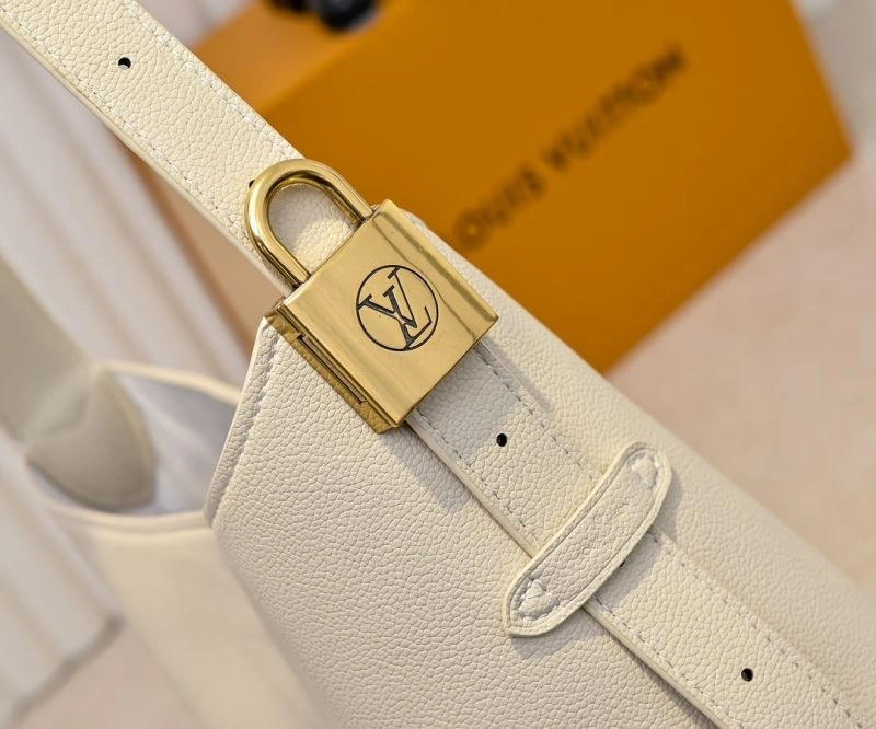 Louis Vuitton Hobo Bags Bold 79849