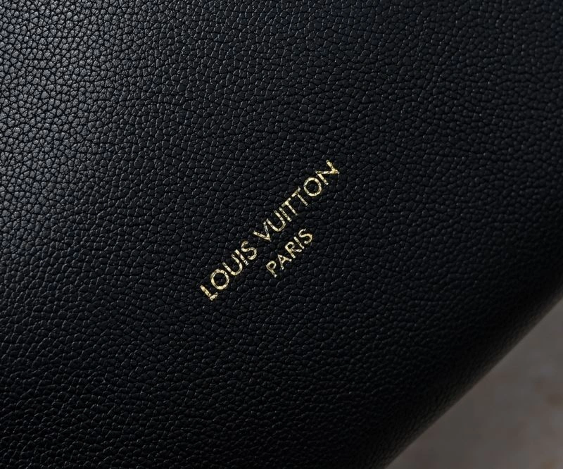 Louis Vuitton Hobo Bags ZeroBulk 79847