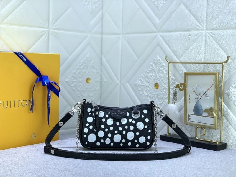 Louis Vuitton Hobo Bags Sporty 79819