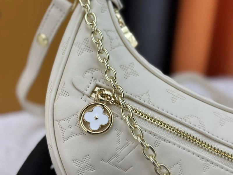 FashionForward Louis Vuitton Hobo Bags 79818