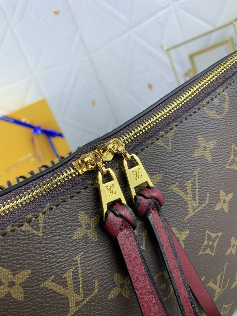 FreshLook Louis Vuitton Hobo Bags 79836