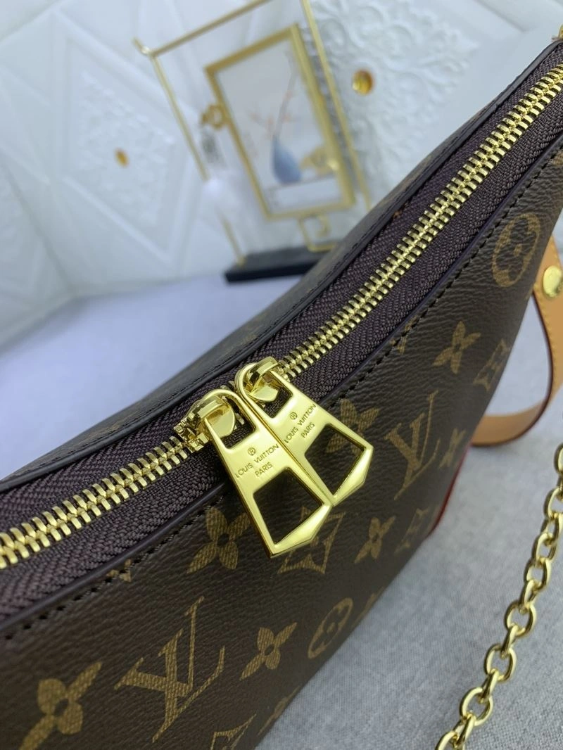 FashionForward Louis Vuitton Hobo Bags 79838