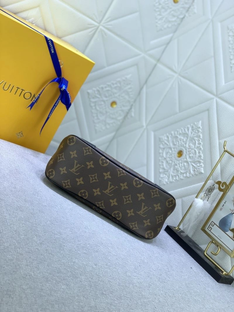 Louis Vuitton Hobo Bags TimelessDesign 79822