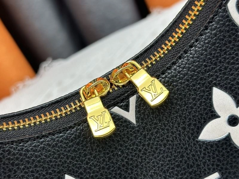 Louis Vuitton Hobo Bags ModernLook 79837