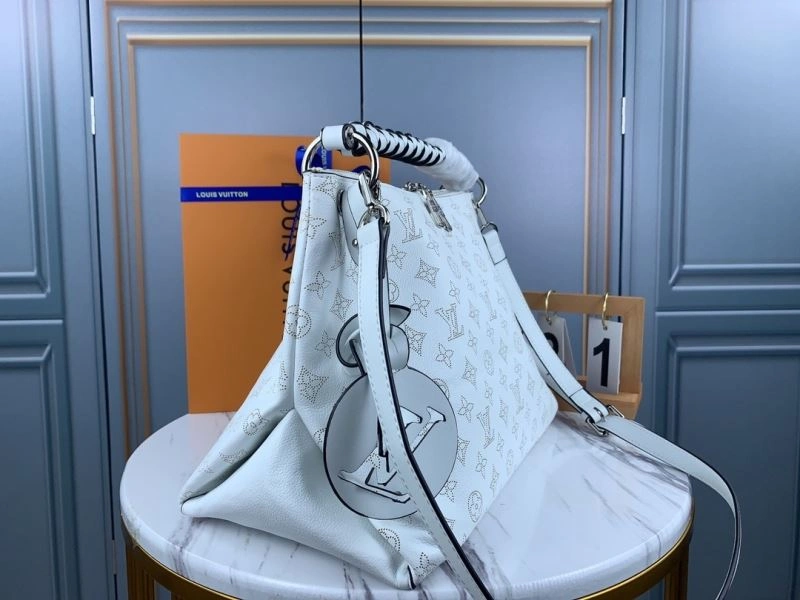 Louis Vuitton Hobo Bags WaterResistant 79815