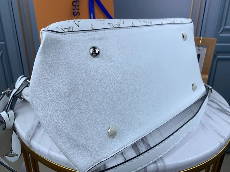 Louis Vuitton Hobo Bags WaterResistant 79815