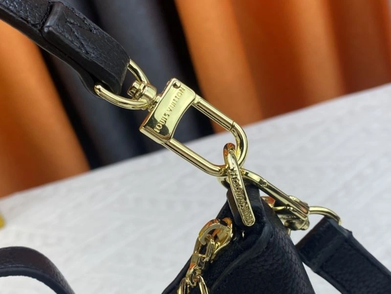 Trendy Louis Vuitton Hobo Bags 79810