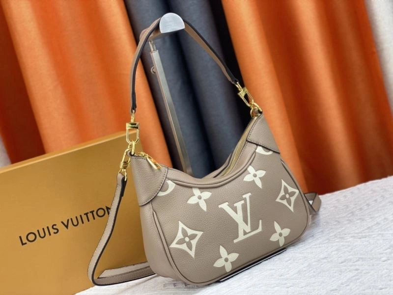 Sustainable Louis Vuitton Hobo Bags 79812