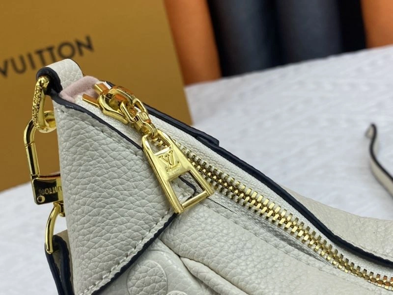Louis Vuitton Hobo Bags Unisex 79808