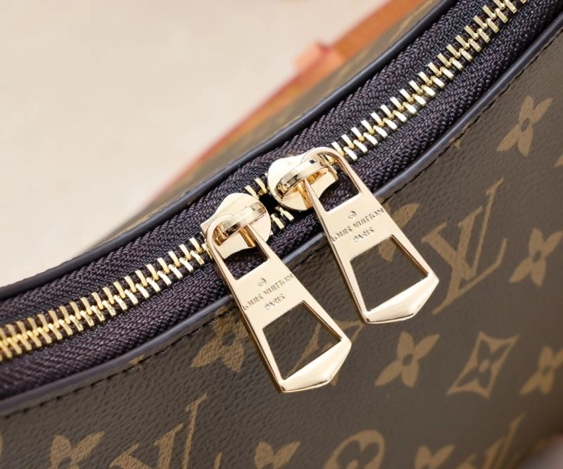 Trendsetting Louis Vuitton Hobo Bags 79794