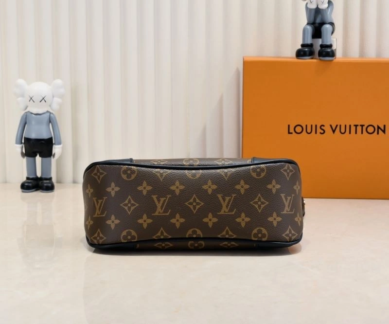 Sustainable Louis Vuitton Hobo Bags 79785
