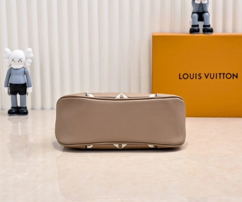 Louis Vuitton Hobo Bags StreetReady 79780