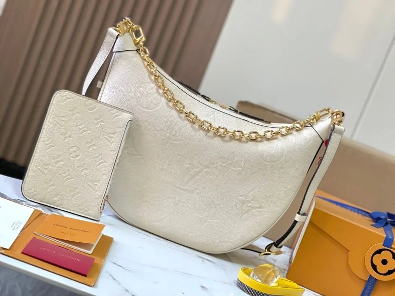 Neat Louis Vuitton Hobo Bags 39760