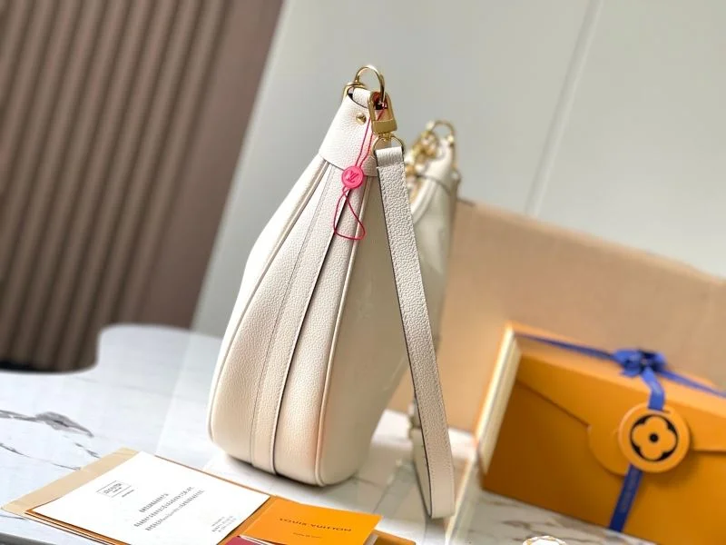 Neat Louis Vuitton Hobo Bags 39760