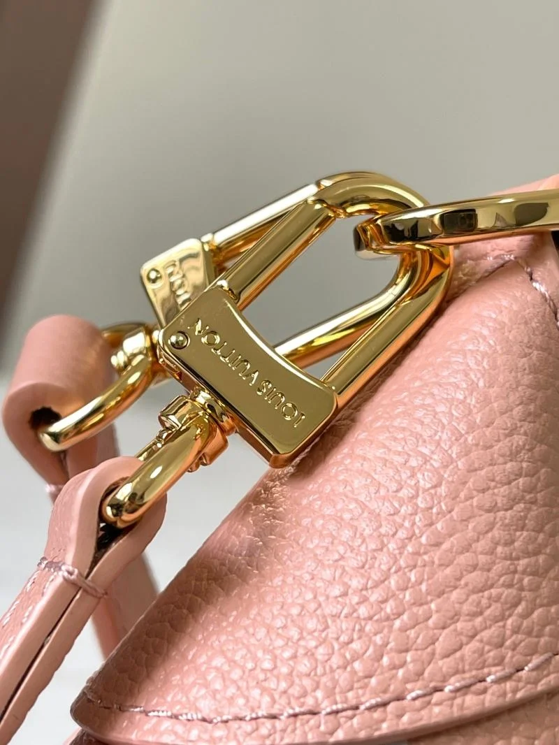 ZipUp Louis Vuitton Hobo Bags 39757