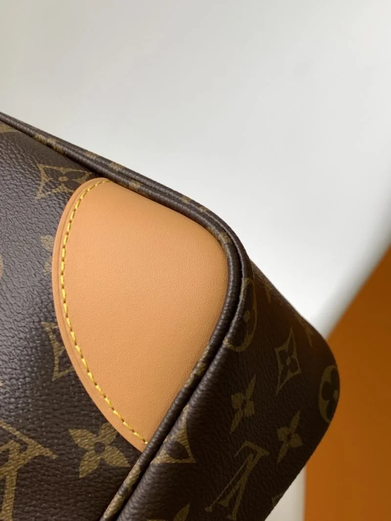 Louis Vuitton Hobo Bags WellDesigned 39775