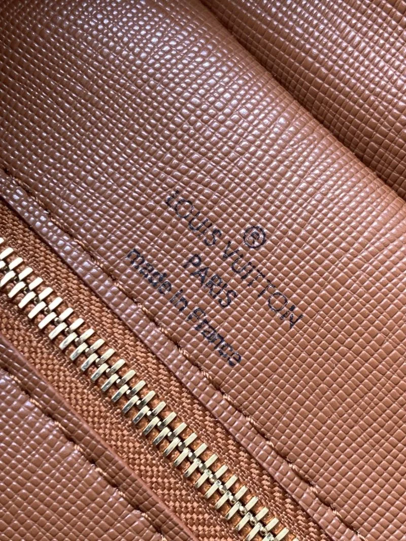 Louis Vuitton Hobo Bags WellDesigned 39775