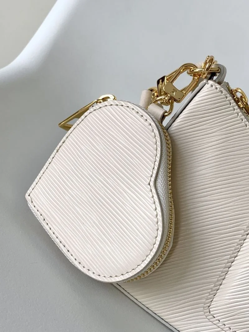 Louis Vuitton Hobo Bags HighPerformance 39723