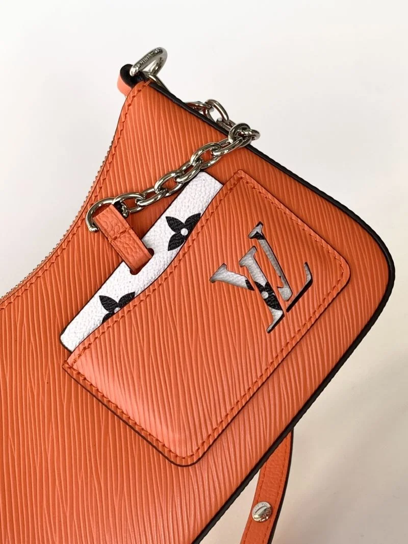 Louis Vuitton Hobo Bags Elegant 39727