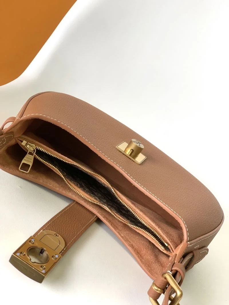 Refined Louis Vuitton Hobo Bags 39772