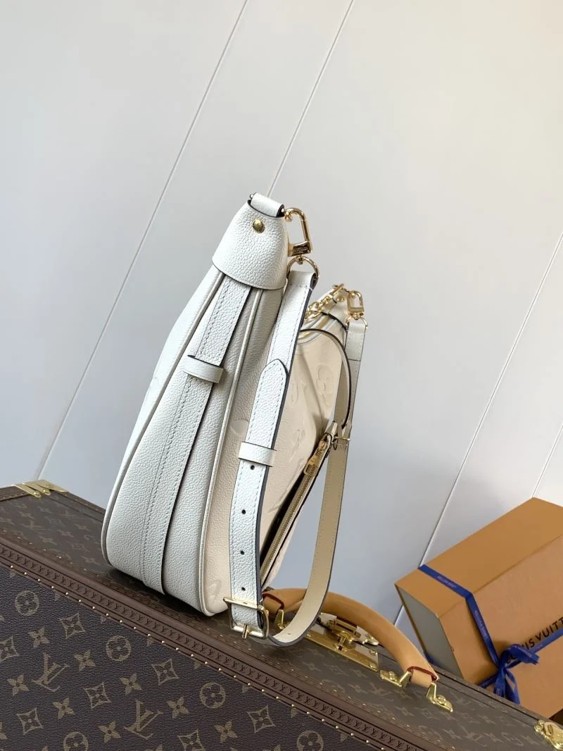 Bright Louis Vuitton Hobo Bags 39259