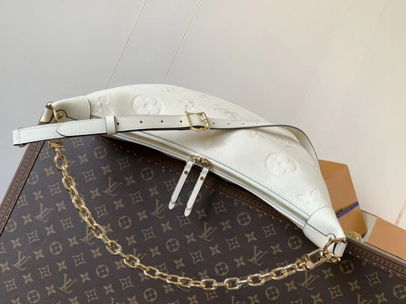 Bright Louis Vuitton Hobo Bags 39259