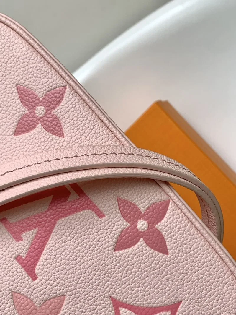 Louis Vuitton Hobo Bags OdorResistant 39255