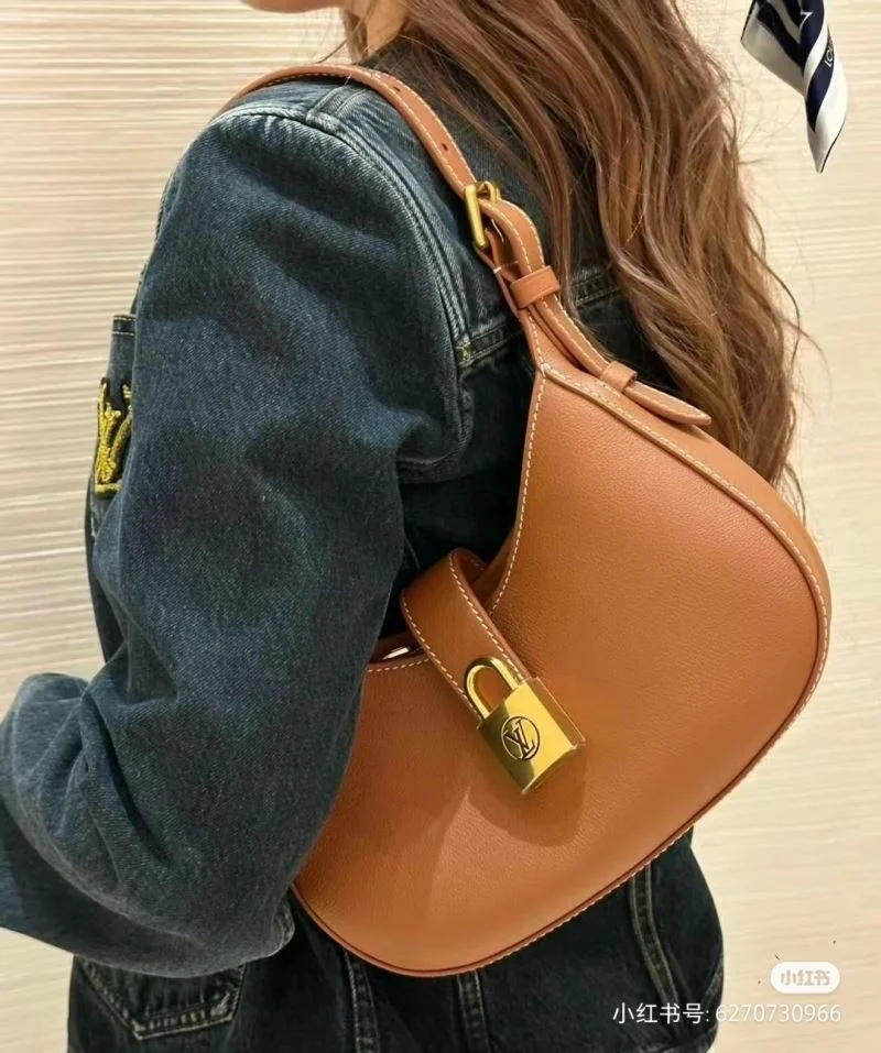 Louis Vuitton Hobo Bags Tailored 39253