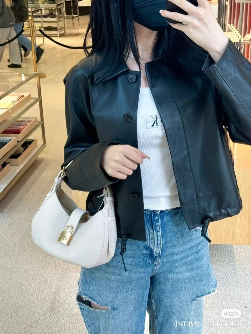 Louis Vuitton Hobo Bags SmartChoice 39269