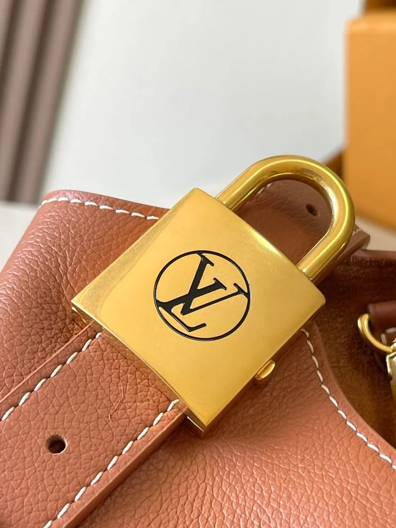 Louis Vuitton Hobo Bags EasyMatch 39251