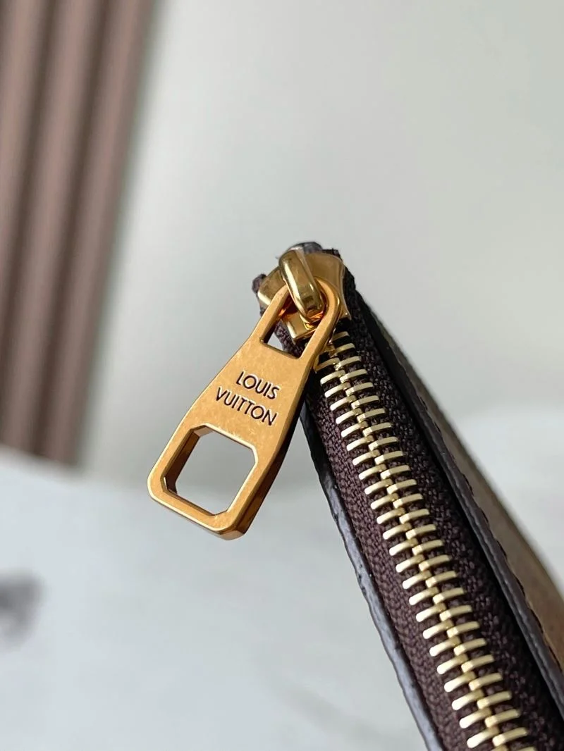 Louis Vuitton Hobo Bags Resilient 39248