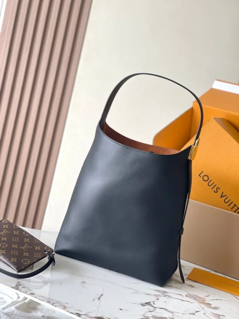 Louis Vuitton Hobo Bags Stylish 39265