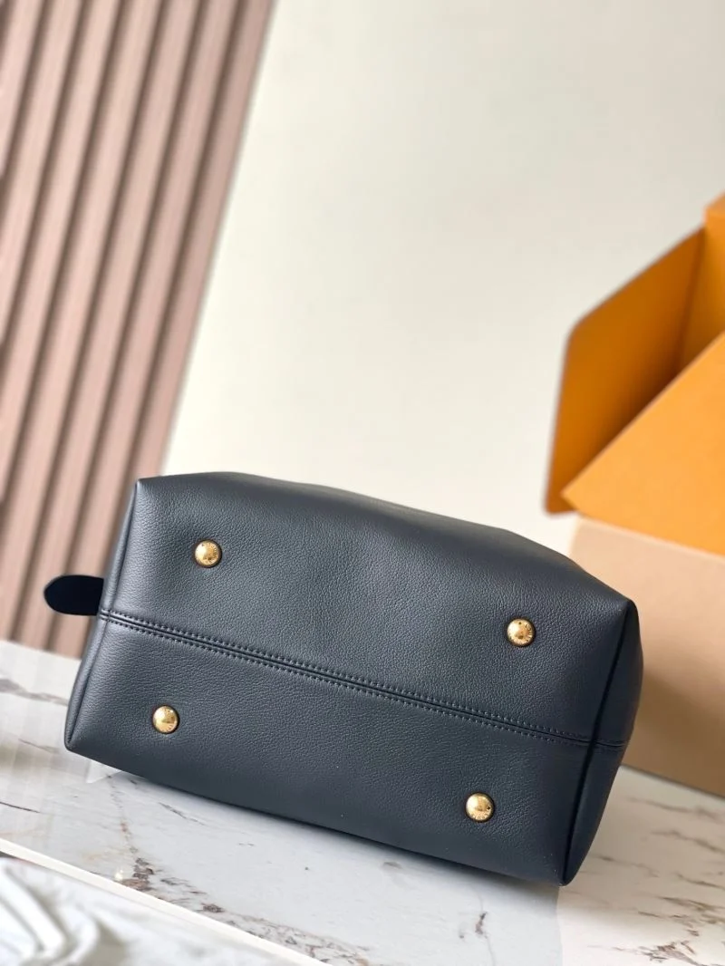Louis Vuitton Hobo Bags Stylish 39265